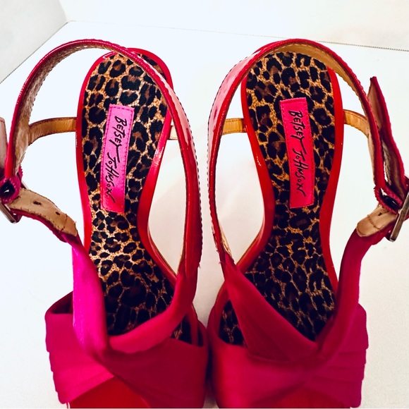 Betsey Johnson Satin Fuschia w Leopard Print Footbed Stiletto Heel Sandal Size 6 - Picture 8 of 16